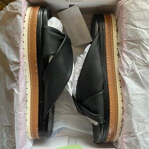 Vince Camuto Platform Sandal